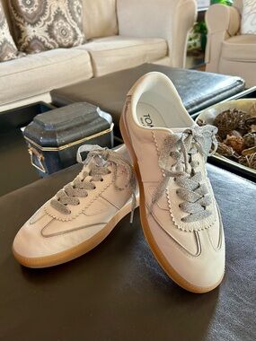 Toms White & Silver w/ Gum Leather glitter laces Sneakers women size 9